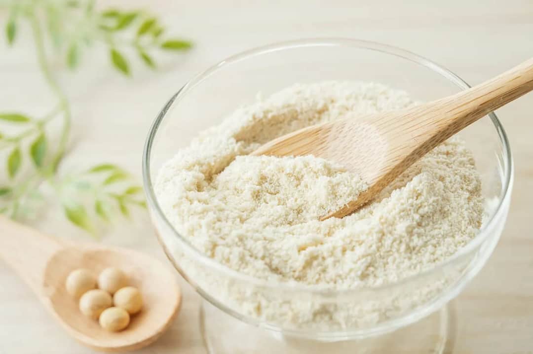 Czy białko sojowe jest zdrowe? Fakty, korzyści i potencjalne zagrożenia