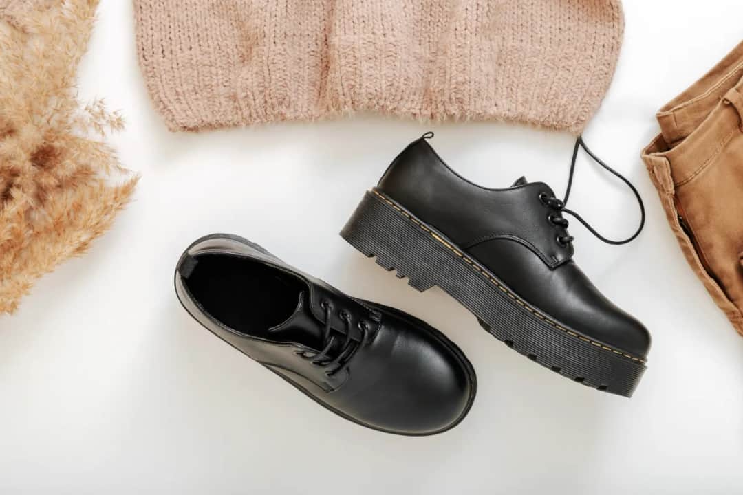 Buty wegańskie co to - materiały, etyka i popularne marki