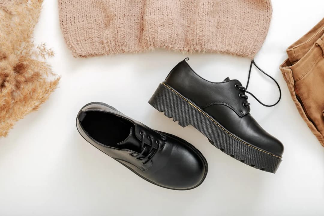 Buty wegańskie co to - materiały, etyka i popularne marki