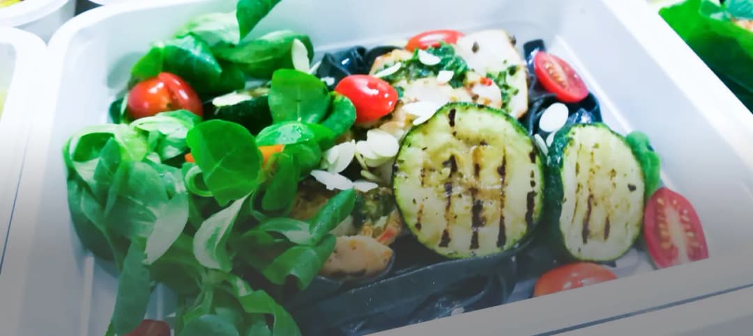 Jak podgrzewać catering dietetyczny, aby nie stracić wartości odżywczych